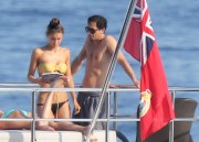 Эдриен Броуди (Adrien Brody) enjoys a romantic holiday with his new girlfriend Lara Leito on a yacht in the South of France 03.07.2012 (18xHQ) B7c29b200756426