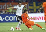 Германия - Нидерланды - на чемпионате по футболу Евро 2012, 9 июня 2012 (179xHQ) A1cc20201653036