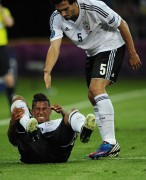 Германия - Нидерланды - на чемпионате по футболу Евро 2012, 9 июня 2012 (179xHQ) F58b8c201650129