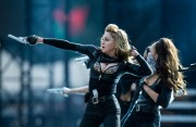 Мадонна (Madonna) performs at the start of the UK leg of her MDNA Tour at Hyde Park on July 17, 2012 in London (27xHQ) 2e3a07203461429