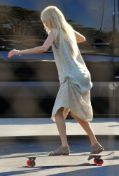 Isabel Lucas イザベル・ルーカス