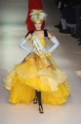 Jean Paul Gaultier - Haute Couture SS 2003 - 93хHQ 0ba8f6208859608