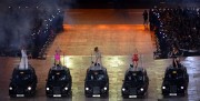 Бантон, Бекхэм, Браун, Холливелл, Чисхолм, Spice Girls (Спайс Герлс) на закрытии олимпийский игр 12.08.12 (190xHQ) 6dcfce209812074